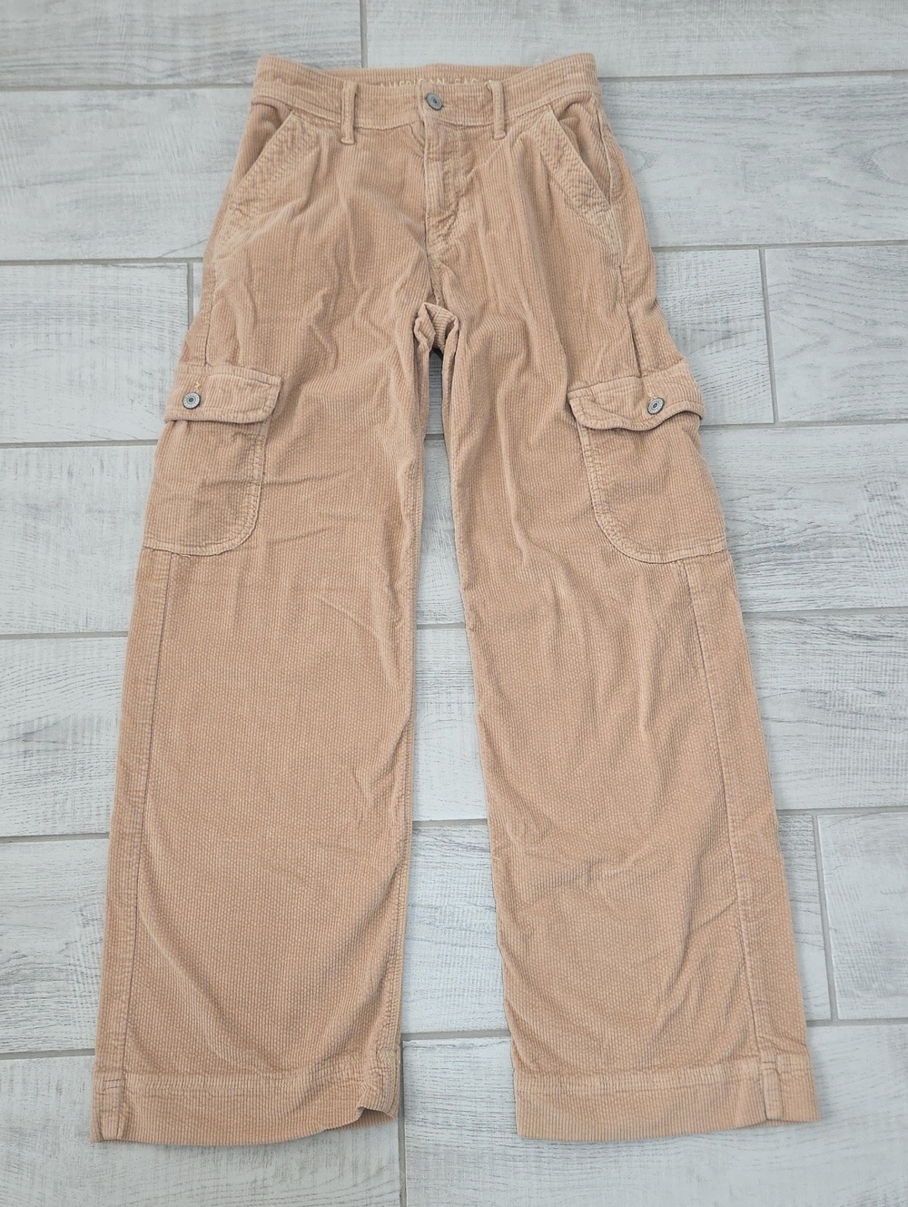 American Eagle Super High Rise Baggy Women's Size 0  Cargo Corduroy Wide Leg